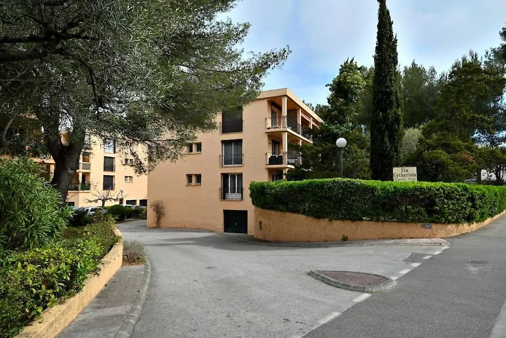 Appartement CYTHARISTA–T3 de standing avec vue mer à La Ciotat